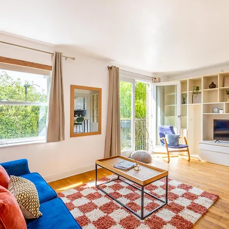Expansive 2Br Flat, Holloway Road